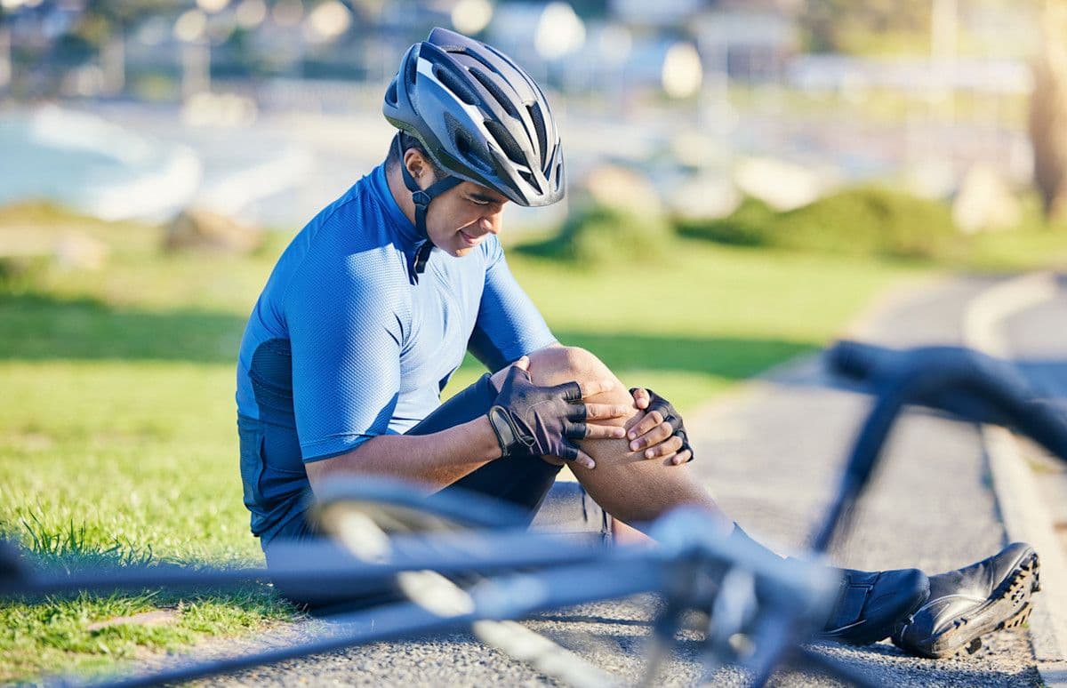 Cycling Knee Pain: Causes, Symptoms, and Treatment