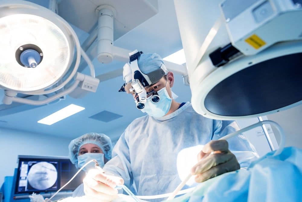 What Are the Chances of Being Paralyzed After Spine Surgery.jpg